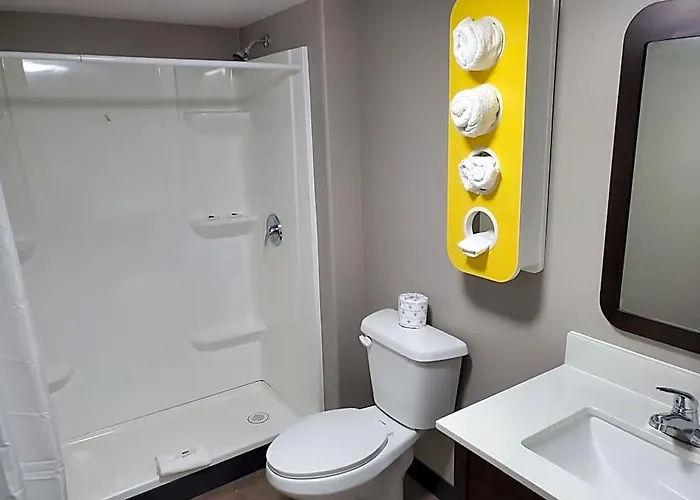 Hotel 6-show Low, Az 3*